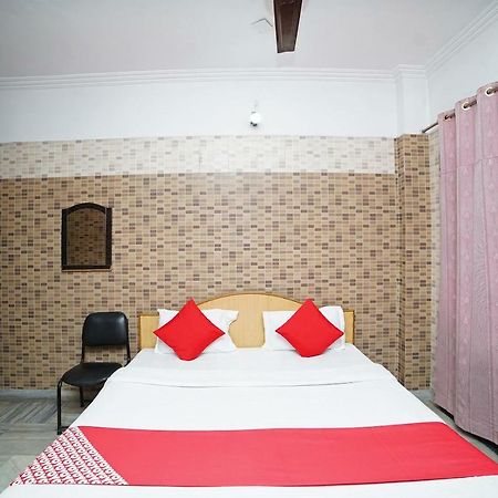 Oyo 39543 Hotel Kk Pantnagar Exteriér fotografie