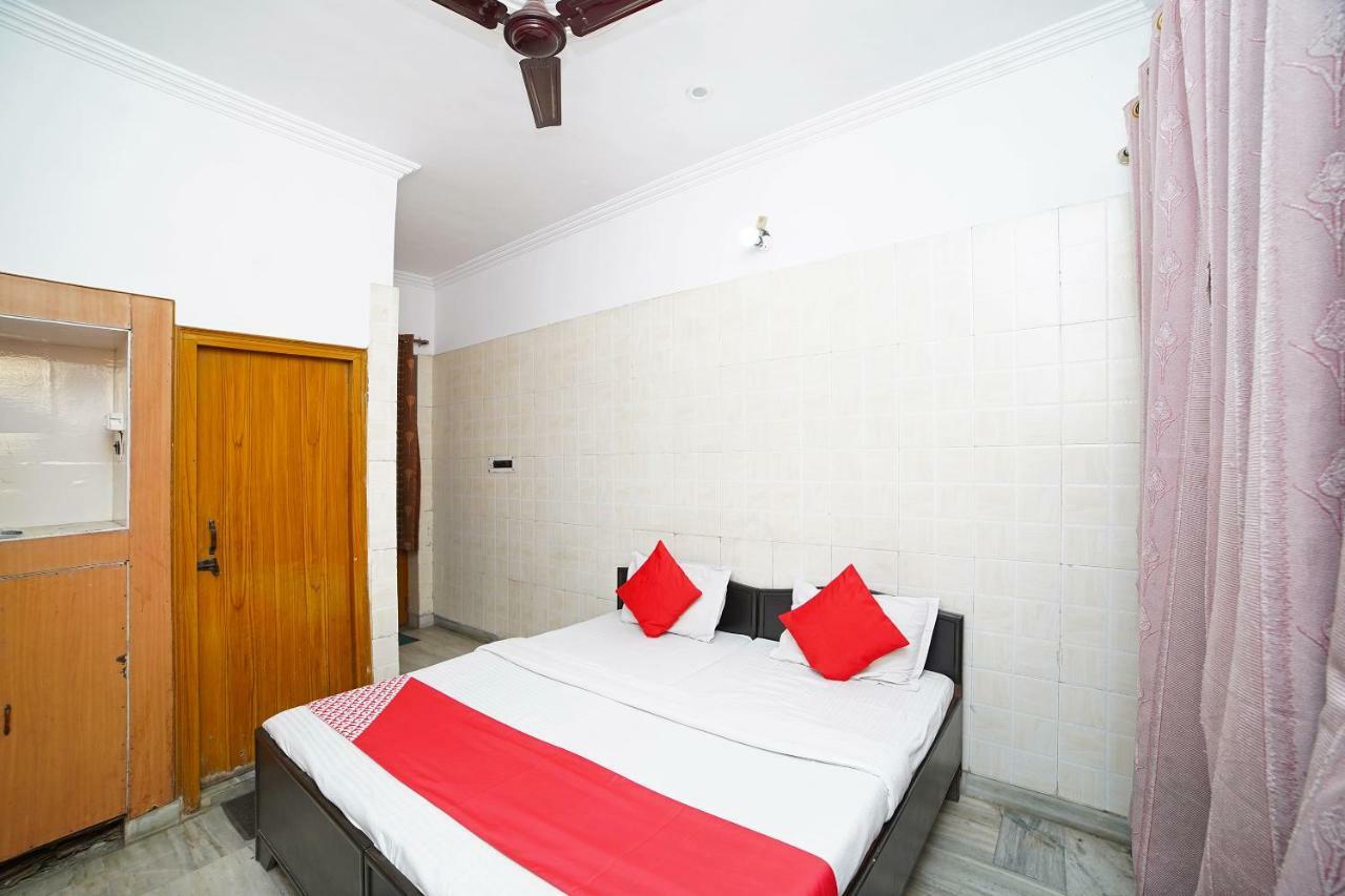 Oyo 39543 Hotel Kk Pantnagar Exteriér fotografie