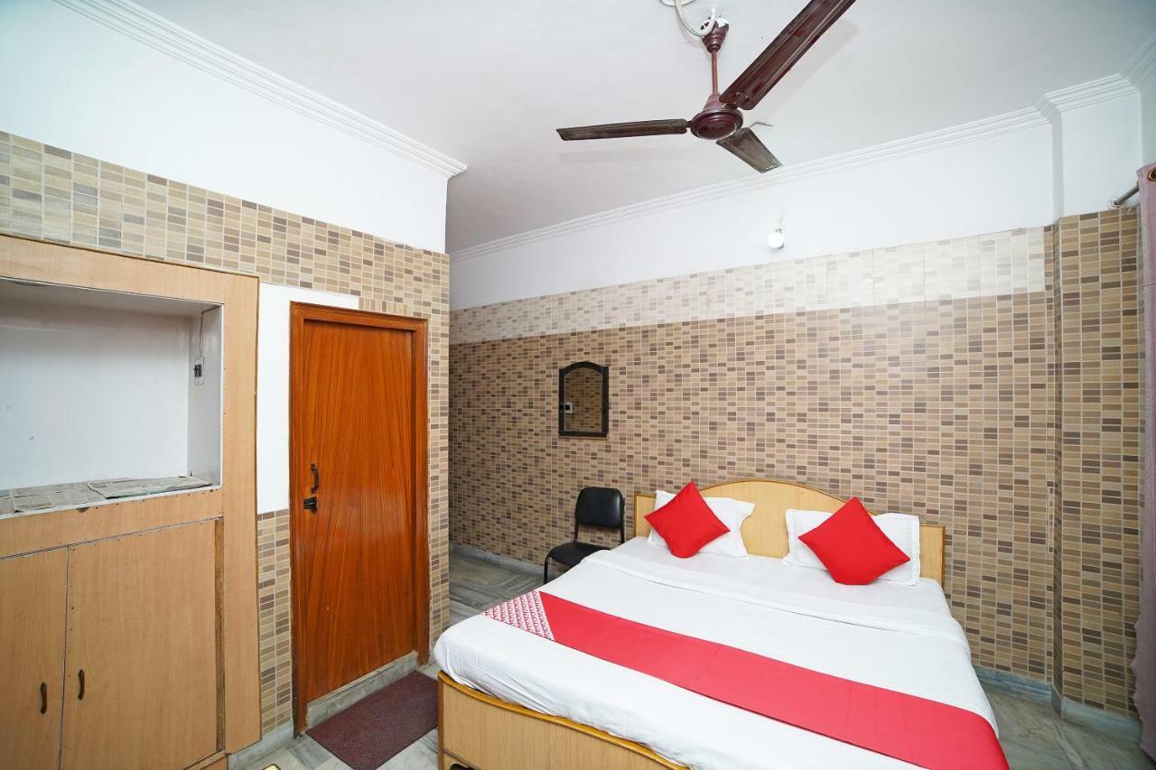 Oyo 39543 Hotel Kk Pantnagar Exteriér fotografie