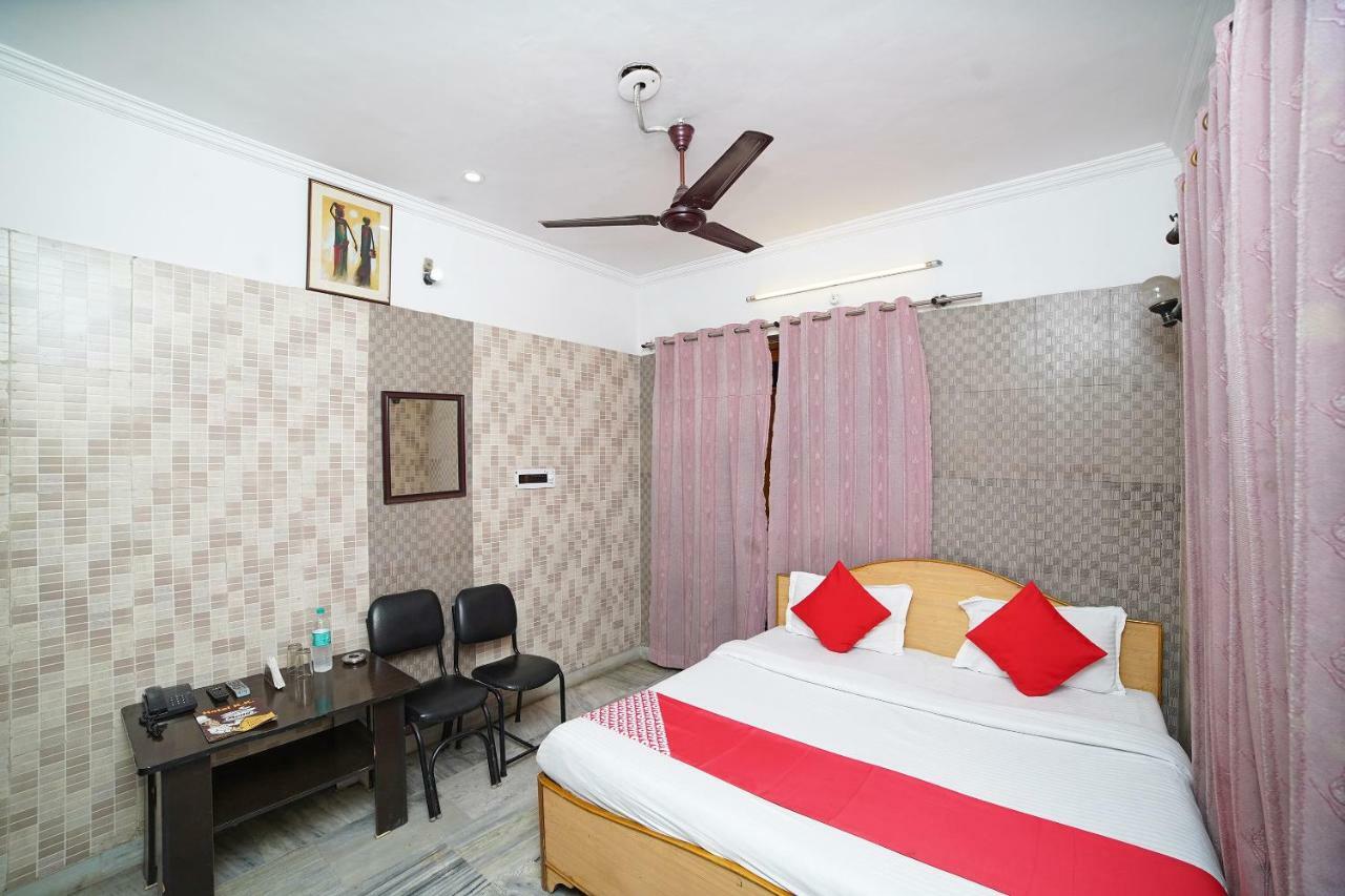 Oyo 39543 Hotel Kk Pantnagar Exteriér fotografie