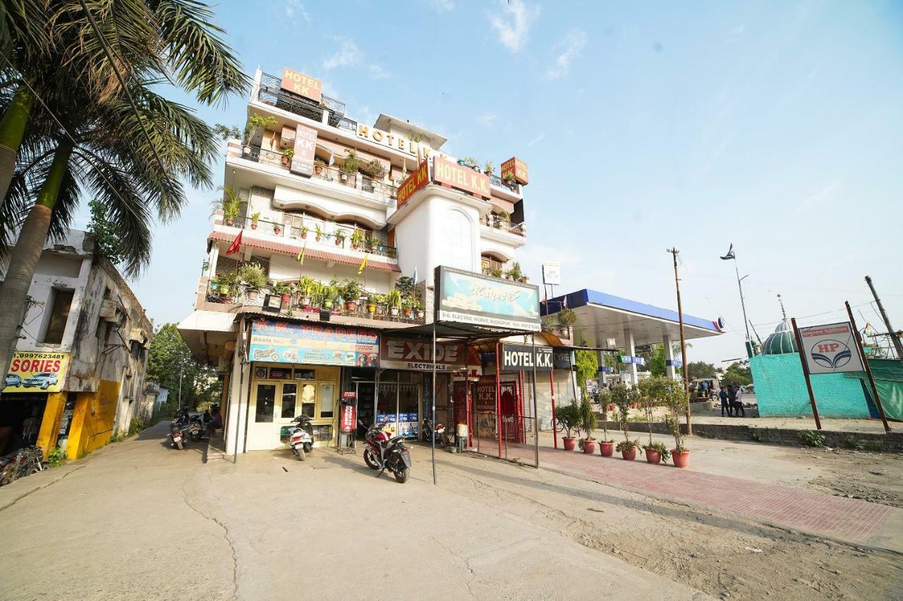 Oyo 39543 Hotel Kk Pantnagar Exteriér fotografie